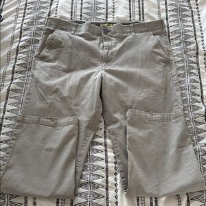 Lee Men's Cargo Pants in Light Gray